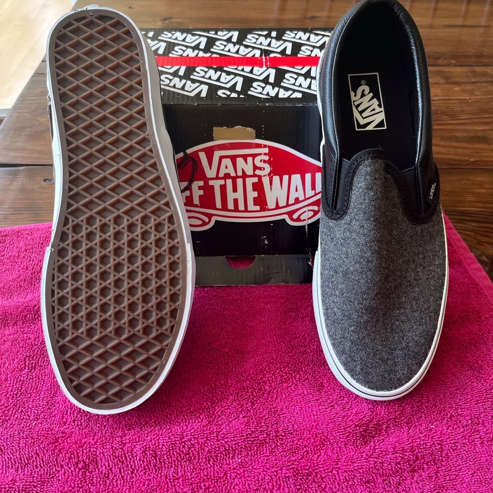 Vans Men’s Slip-On Loafers in Charcoal Gray and Black